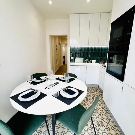 New Flat Lisbon, Close To Attractions *