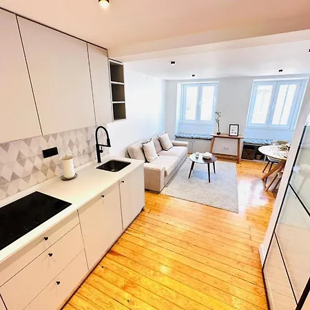New Flat Lisbon, Close To Attractions *